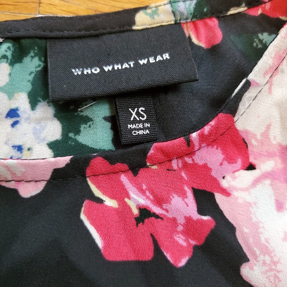 Who What Wear floral sleeveless blouse size XS - Picture 3 of 6